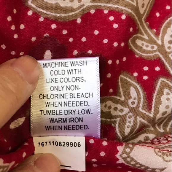 So Wear it Declare it. Boho Dress. Size M, Red with Flowers - Picture 4 of 6